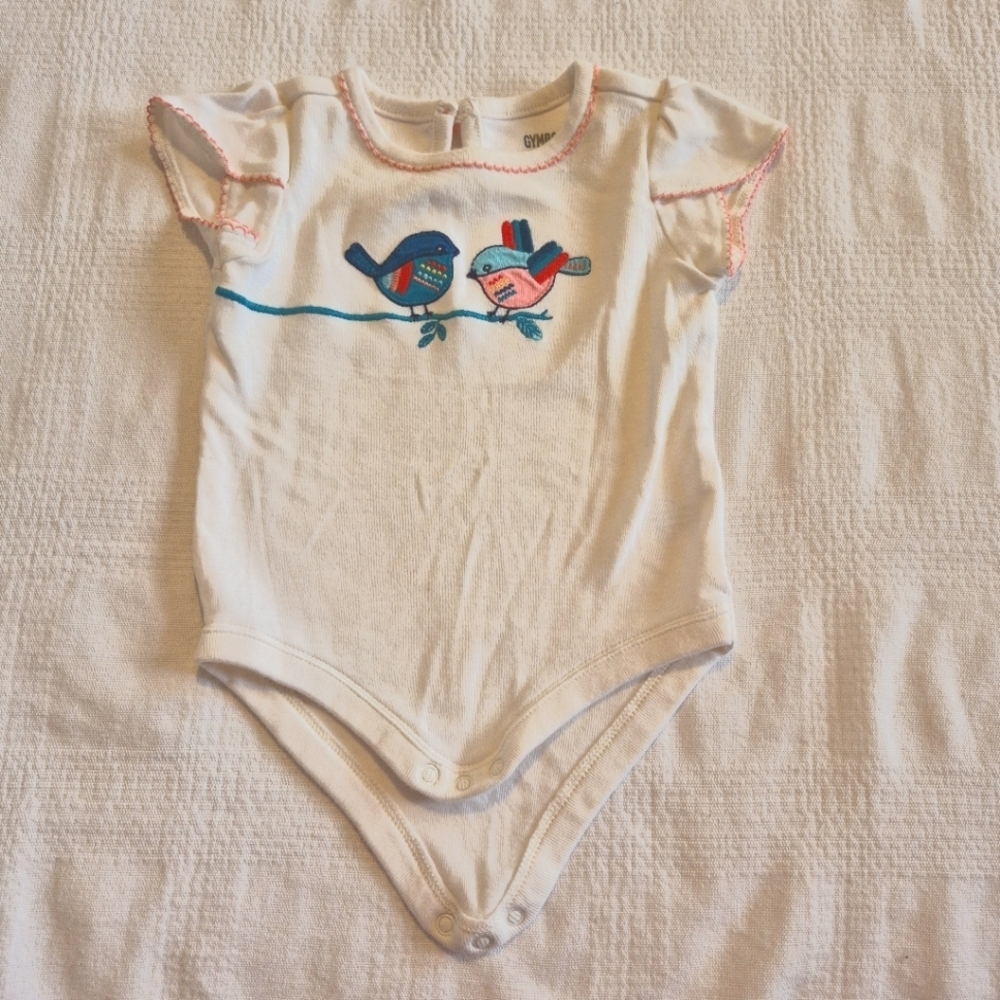 Gymboree giril size 3-6 months 2 bird embroidered design body suit, VGUC